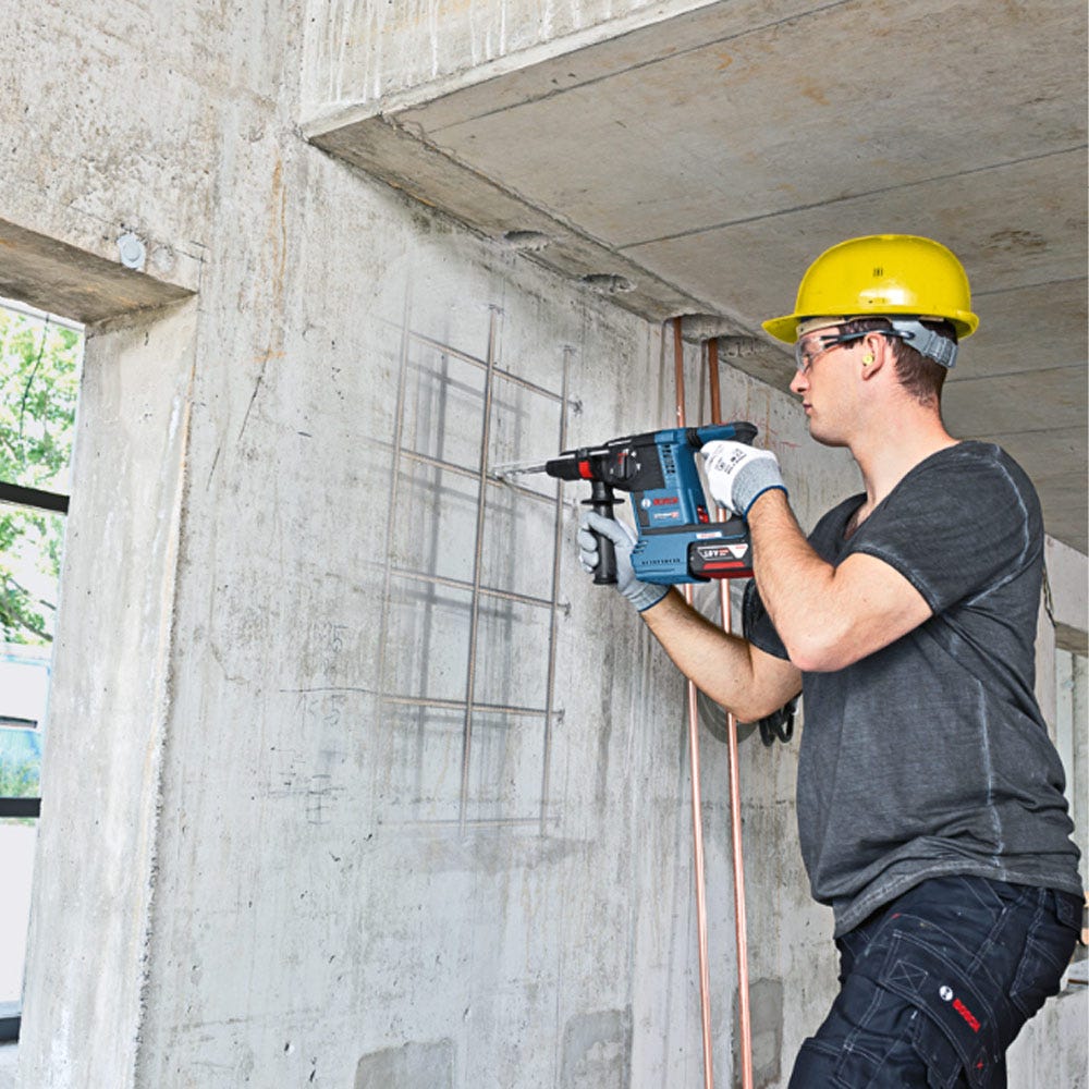 BOSCH 18V Brushless 26mm SDS+ Rotary Hammer Skin GBH 18V-26 F 0611910000