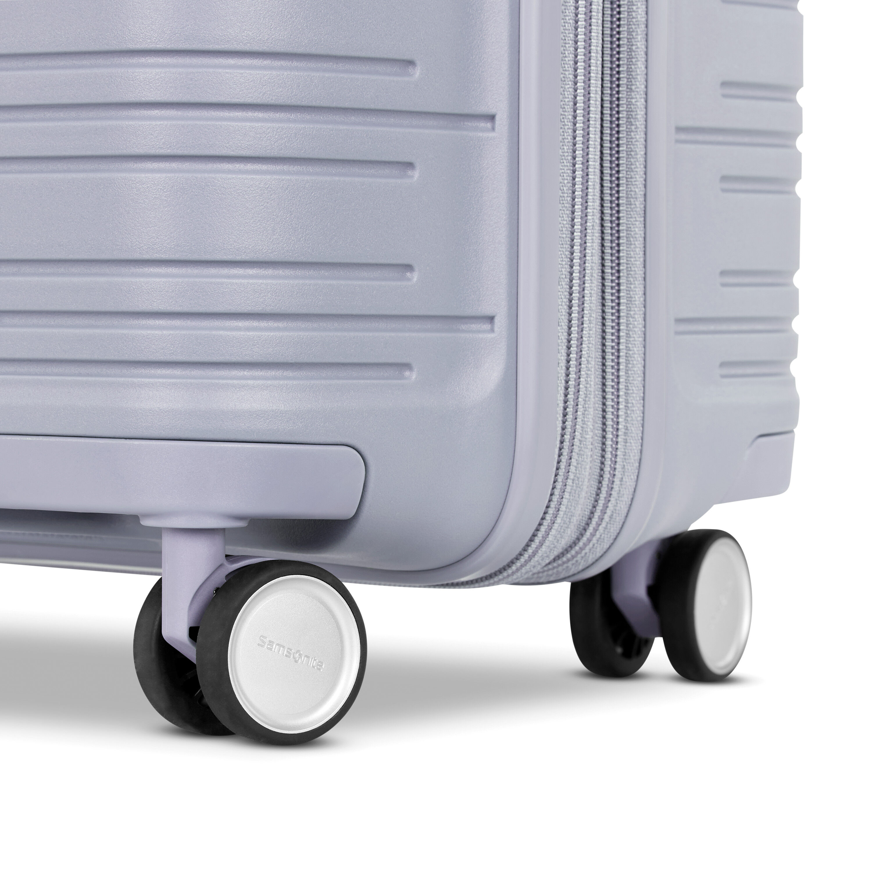 Samsonite ELEVATION™ PLUS 22X14X9 SPINNER
