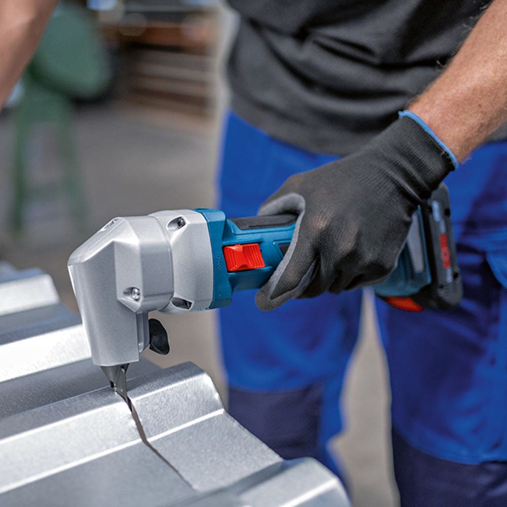 BOSCH 18V Brushless 1.6mm Metal Nibbler Skin GNA18V16E 0.601.529.600