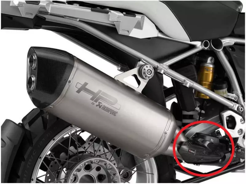 BMW Cache carbone tube de liaison - R1200GS 2013 (K50) / R1200GS 2017 (K50) / R1200GS Adventure 2014 (K51)