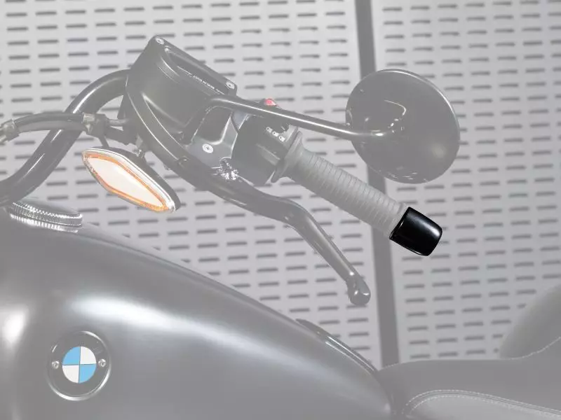 BMW Handlebar end - R18 Roctane