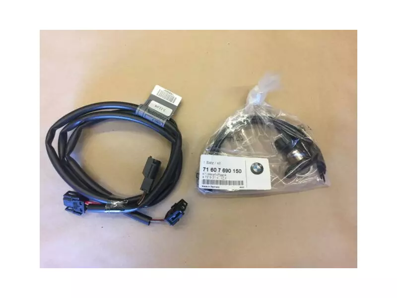 BMW Retrofit kit socket front - R900RT (2006-2009) - R1200RT (2004-2009)