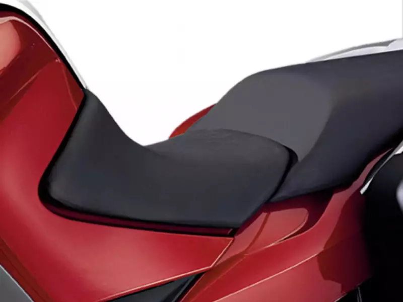 BMW Low Driver Seat Black Front (with Seats Heated) - R900RT / R1200RT (K26)