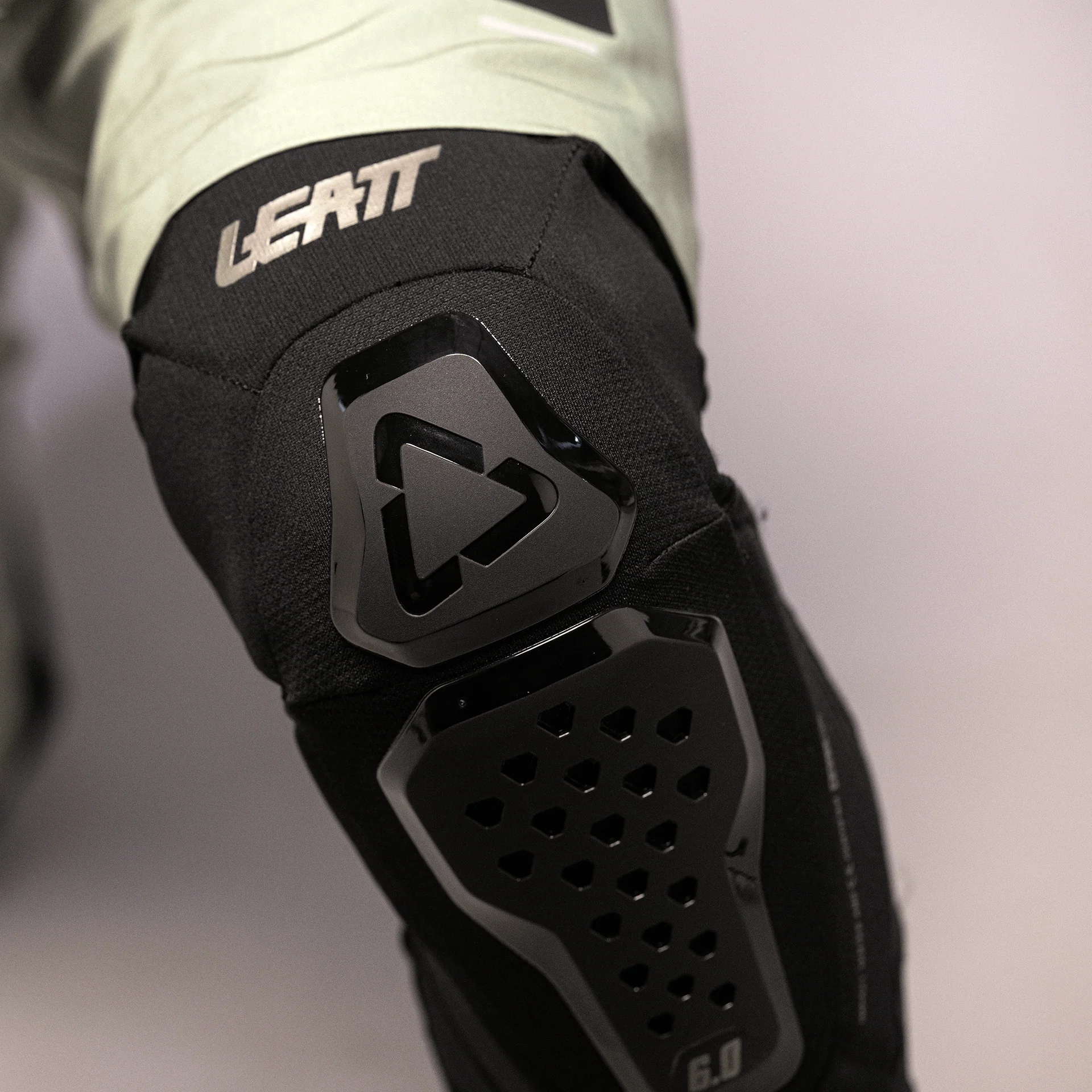 Knee Guard 6.0 Evo