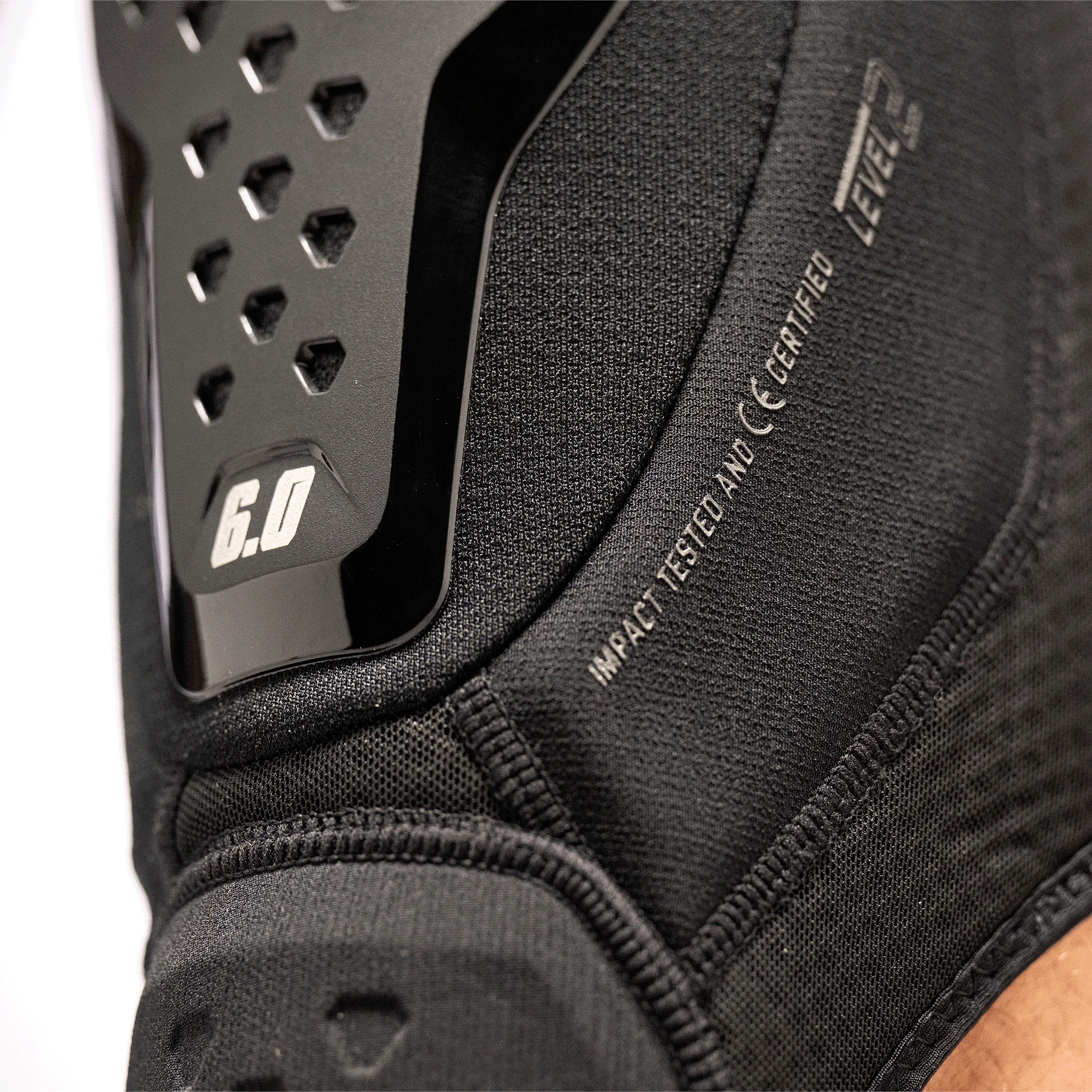 Knee Guard 6.0 Evo EXT