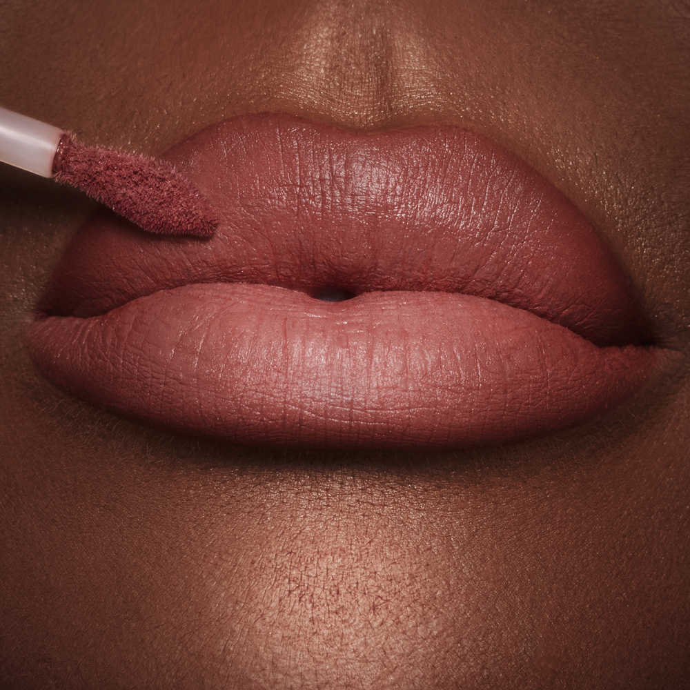 AIRBRUSH FLAWLESS LIP BLUR