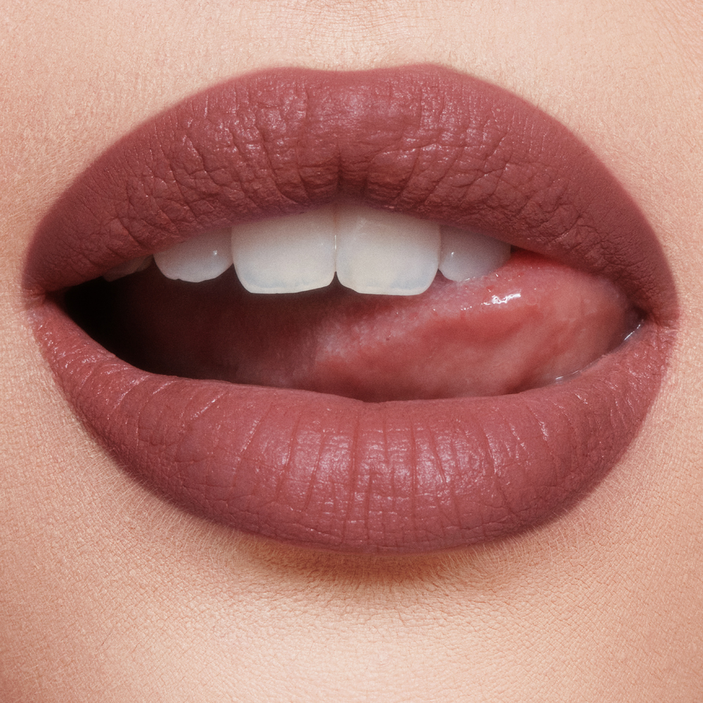 AIRBRUSH FLAWLESS LIP BLUR