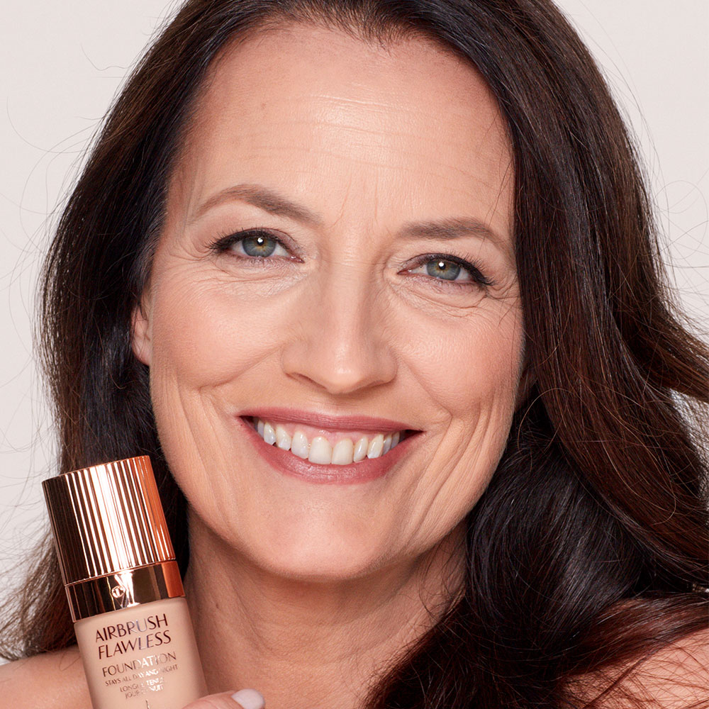 AIRBRUSH FLAWLESS FOUNDATION