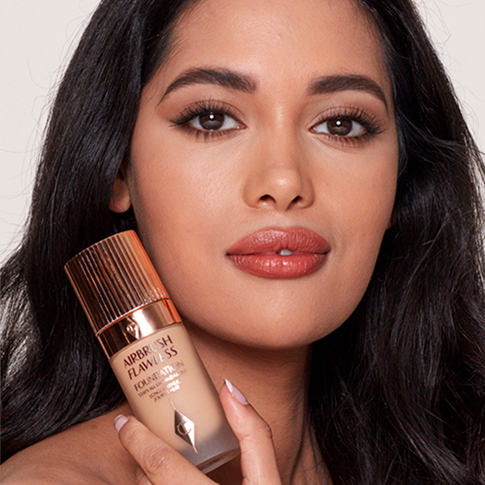 AIRBRUSH FLAWLESS FOUNDATION