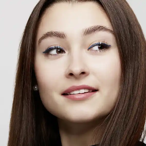 LONG-LASTING eye pencil 09