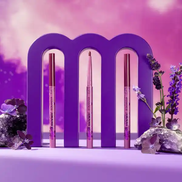 In the bloom'light matte lipliner 01 Live In Full Bloom