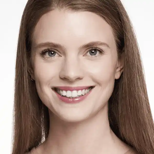 Invisible Cover Foundation 022C