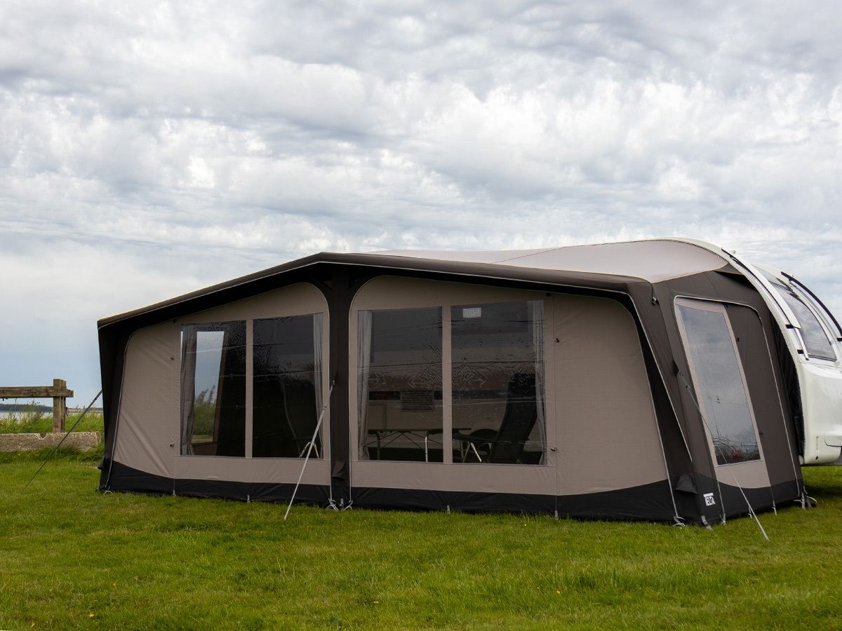 Telta Lounge Maat 19 (1100 - 1125 cm) opblaasbare caravanvoortent