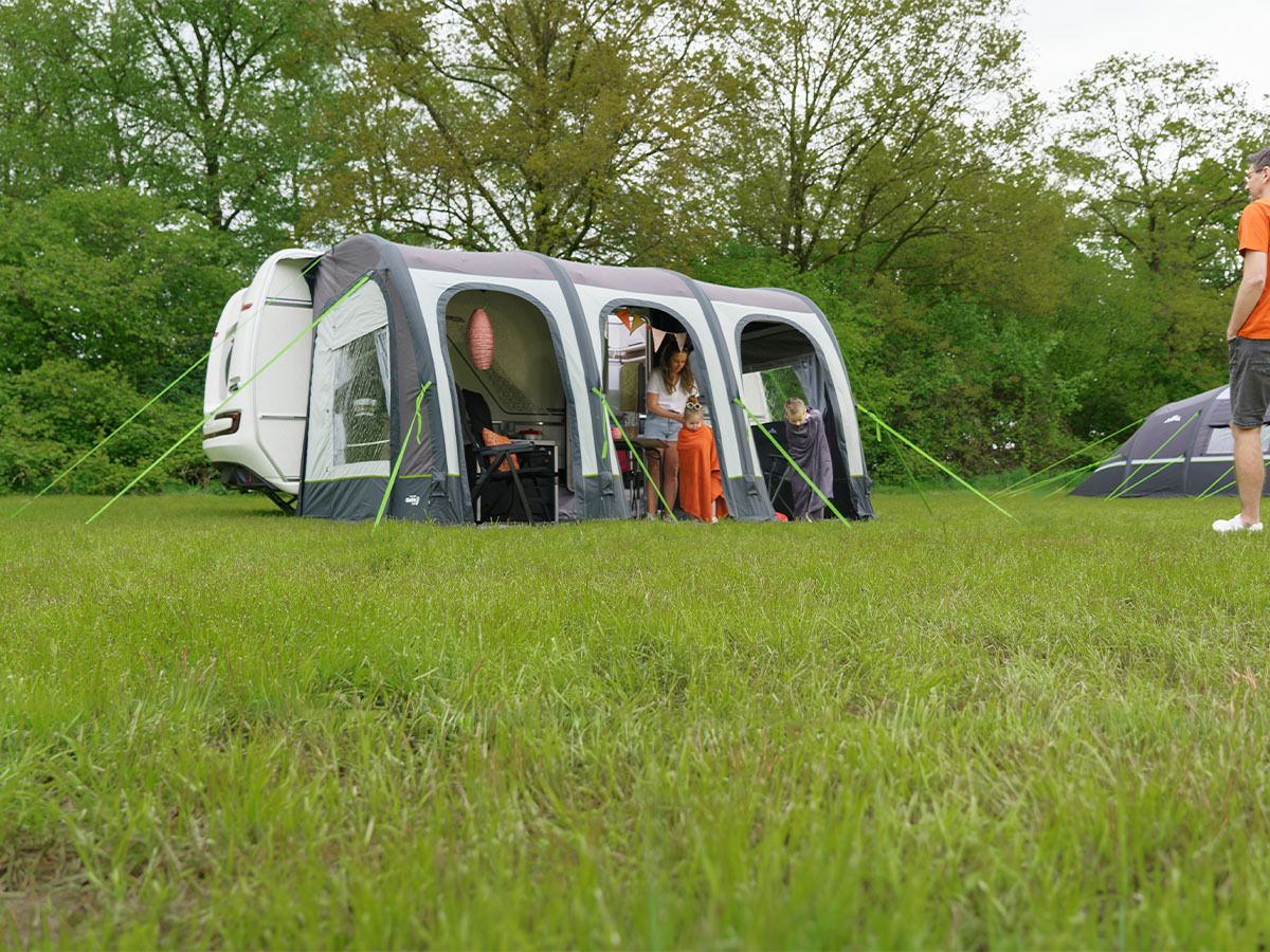 Obelink Ambassador 380 Easy Air Connected caravan en camper voortent