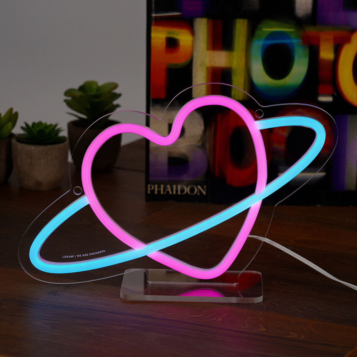 Neon-Effect LED Lamp - Planet Heart - It