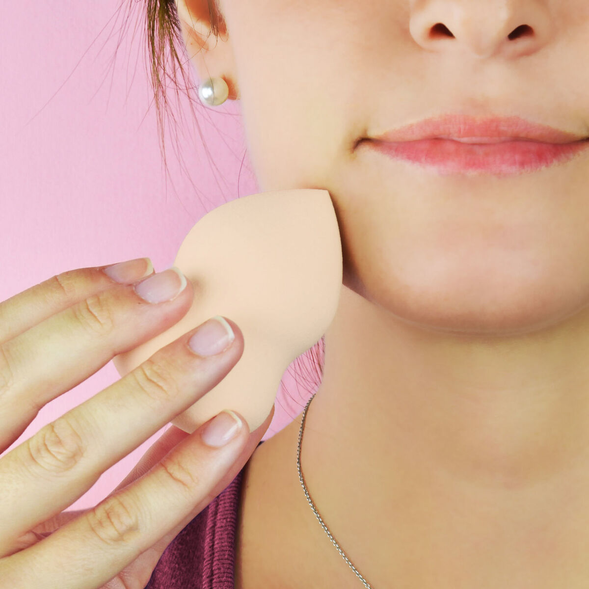 Ivory/Llama Make-up Sponge - Cutie Friends