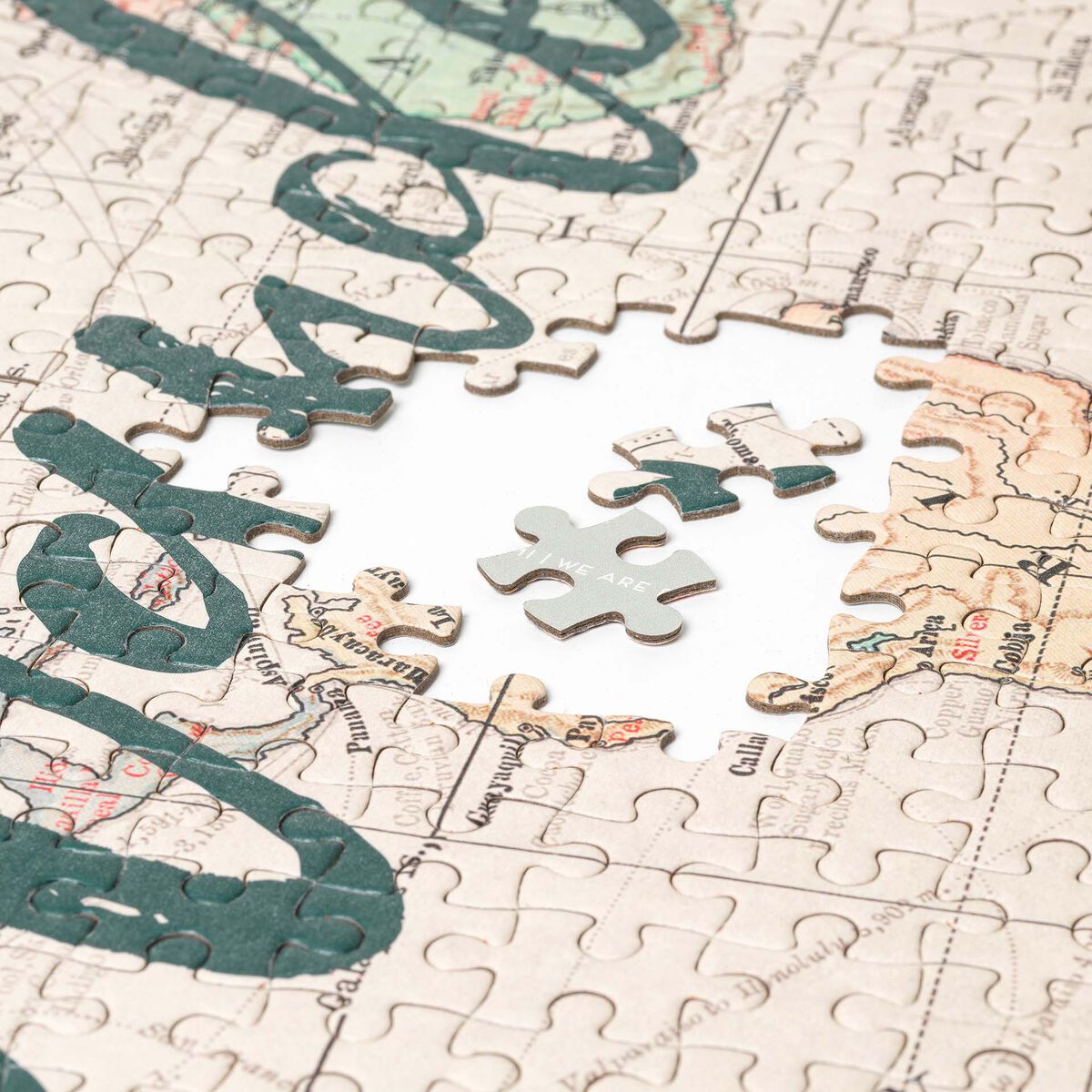 1000-Piece Puzzle - Travel