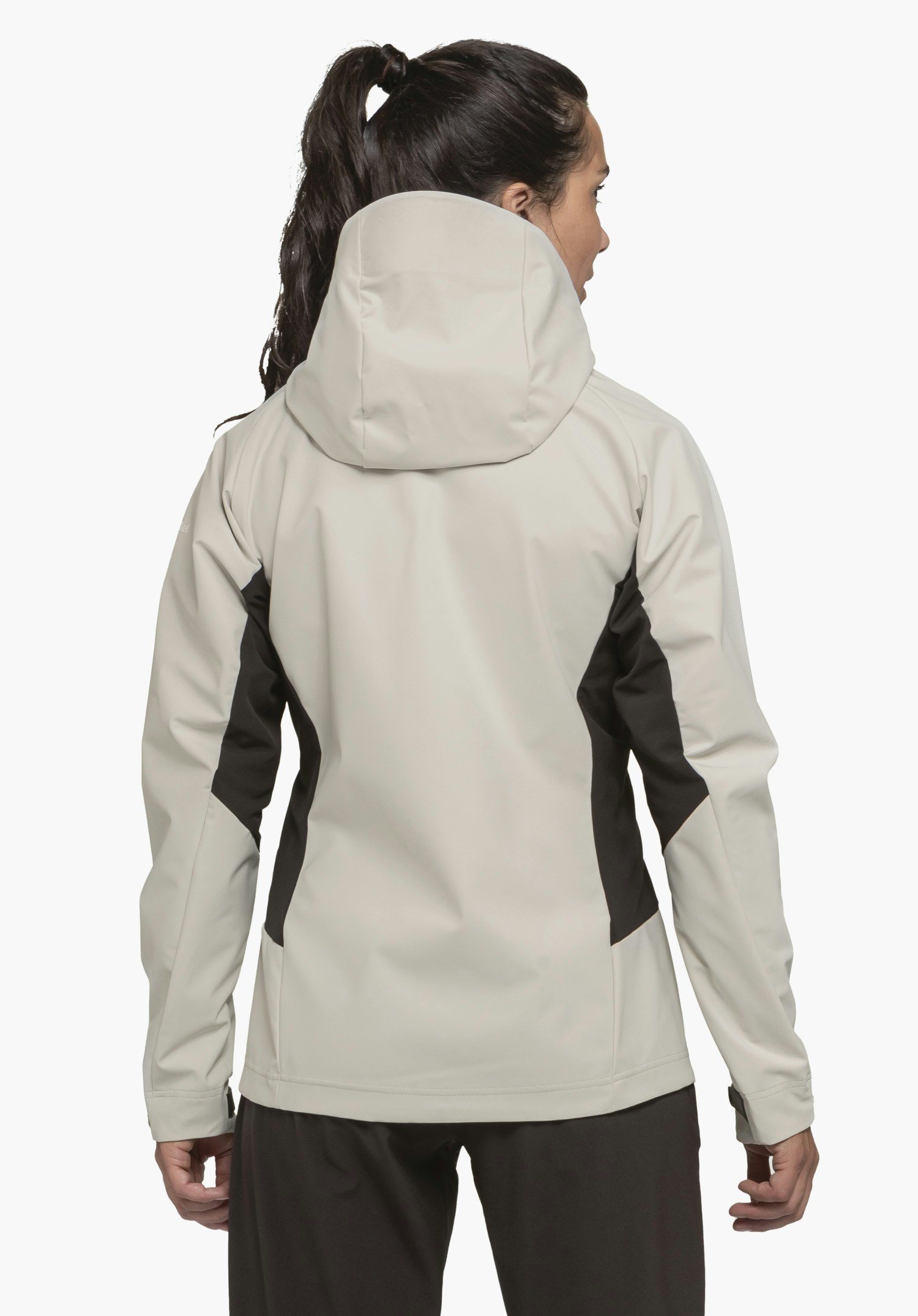 Highly breathable softshell jacket