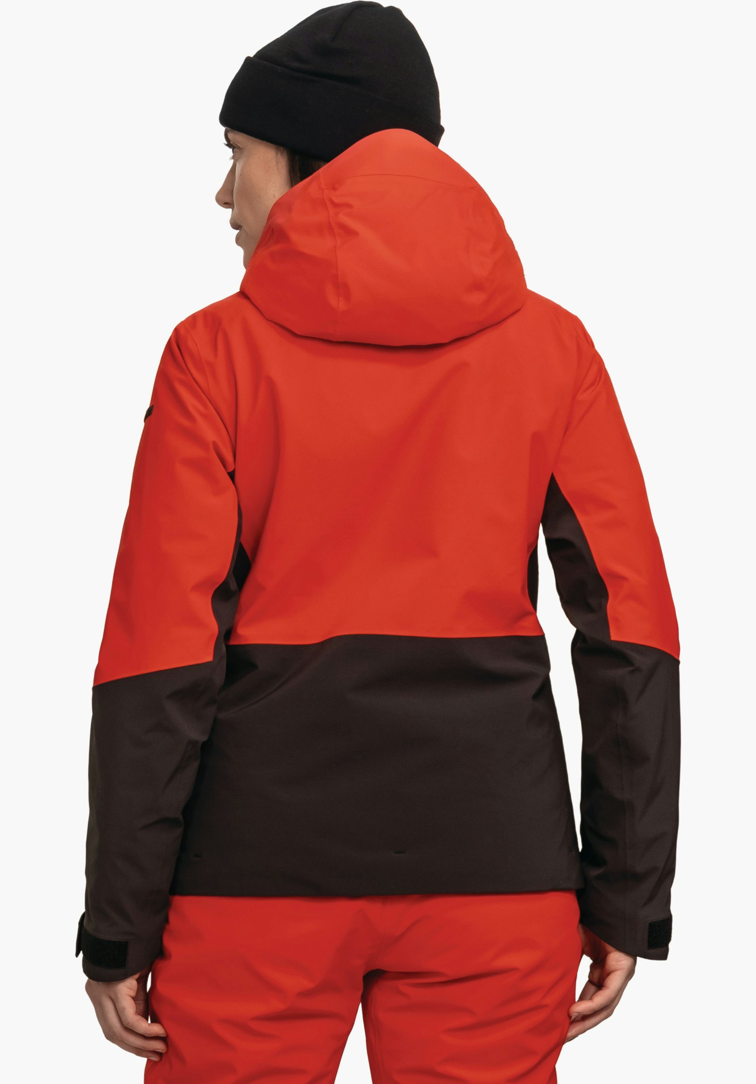 Tailored performance ski jacket