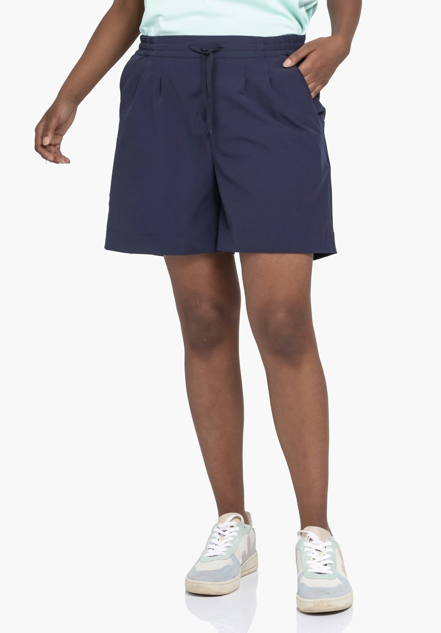 Casual pleated shorts for summer days