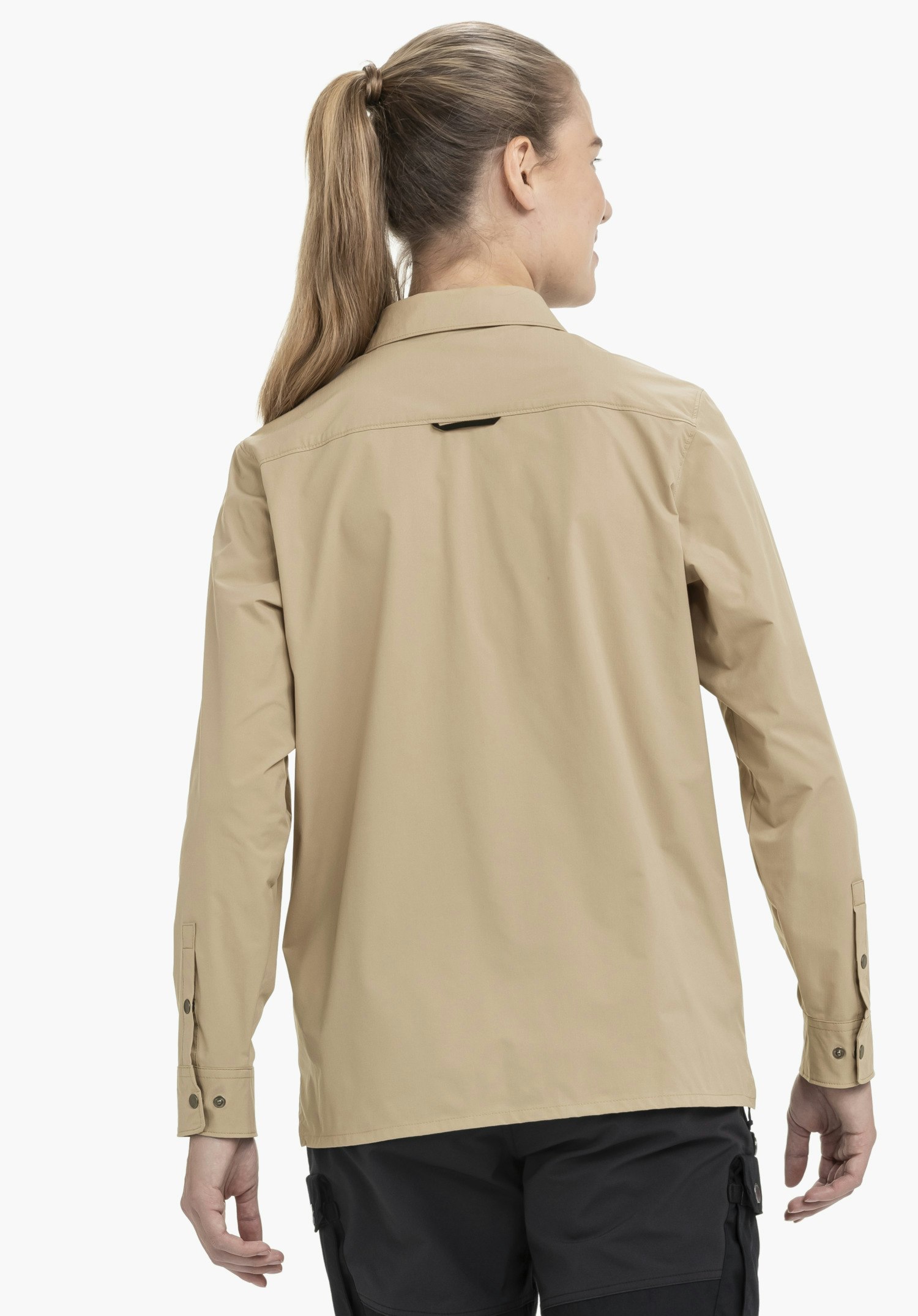 Blouse with anti-mosquito impregnation