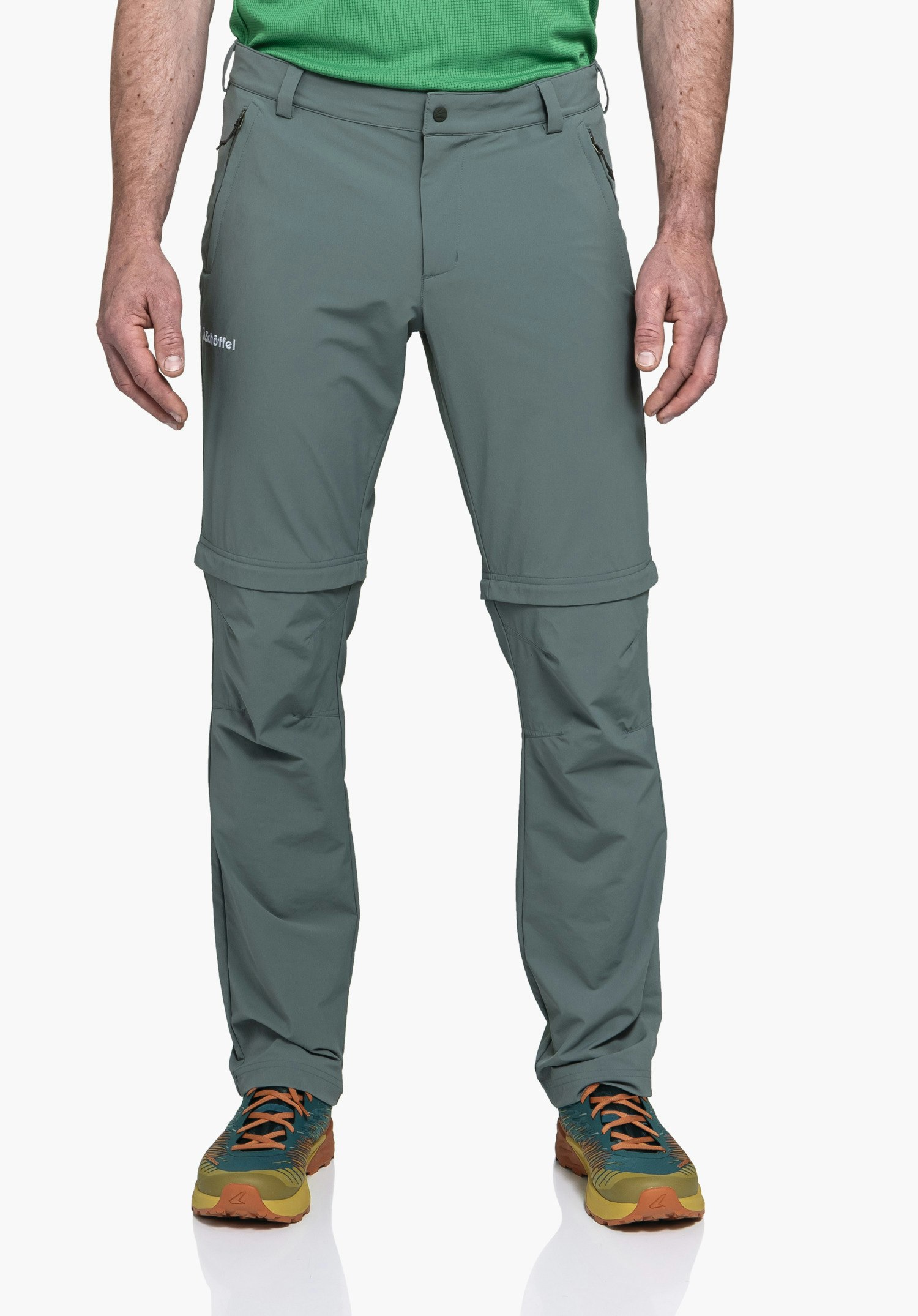 Hiking pants zip-off to Bermudas