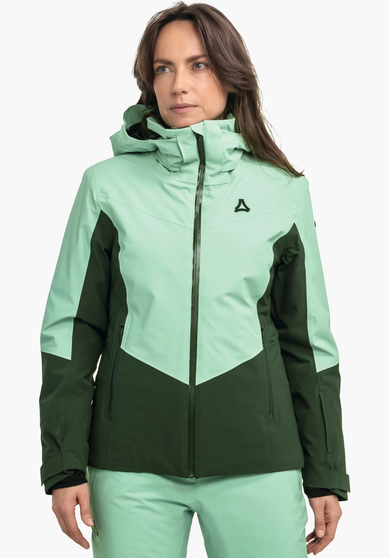 Tailored performance ski jacket