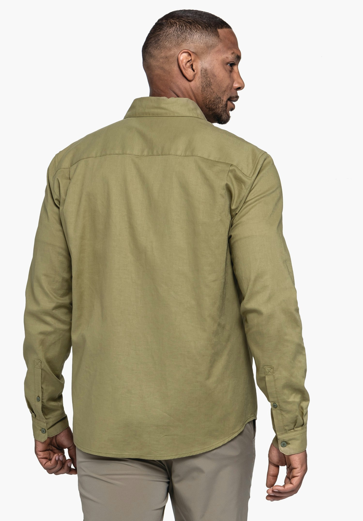 Summery & comfortable long-sleeved shirt