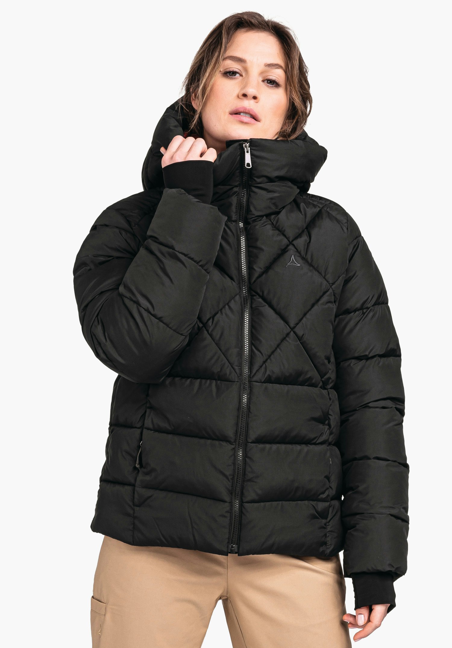Puffer jacket with synthetic insulation