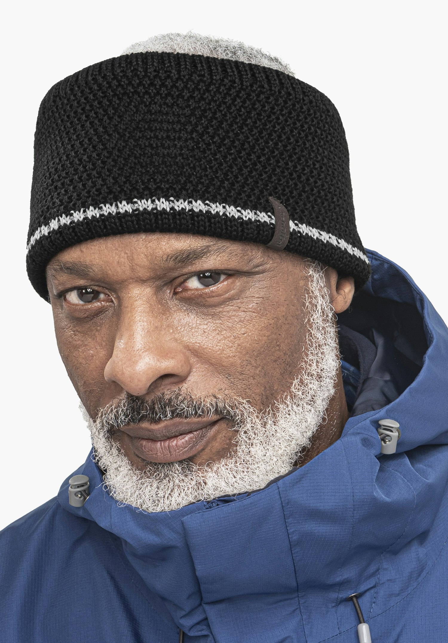 Warming knitted headband for hikes