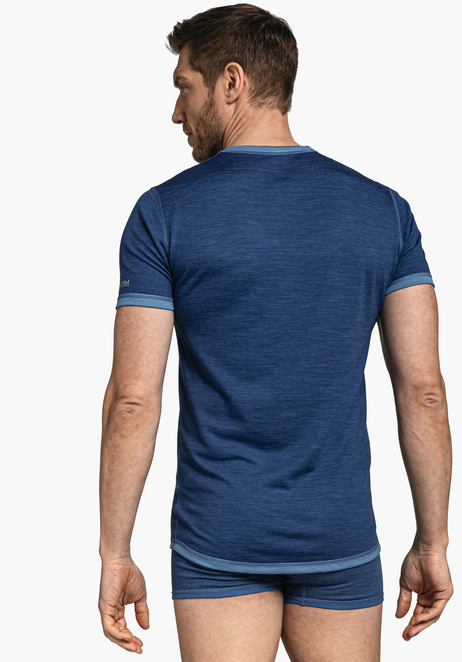 Functional underwear for year-round wear