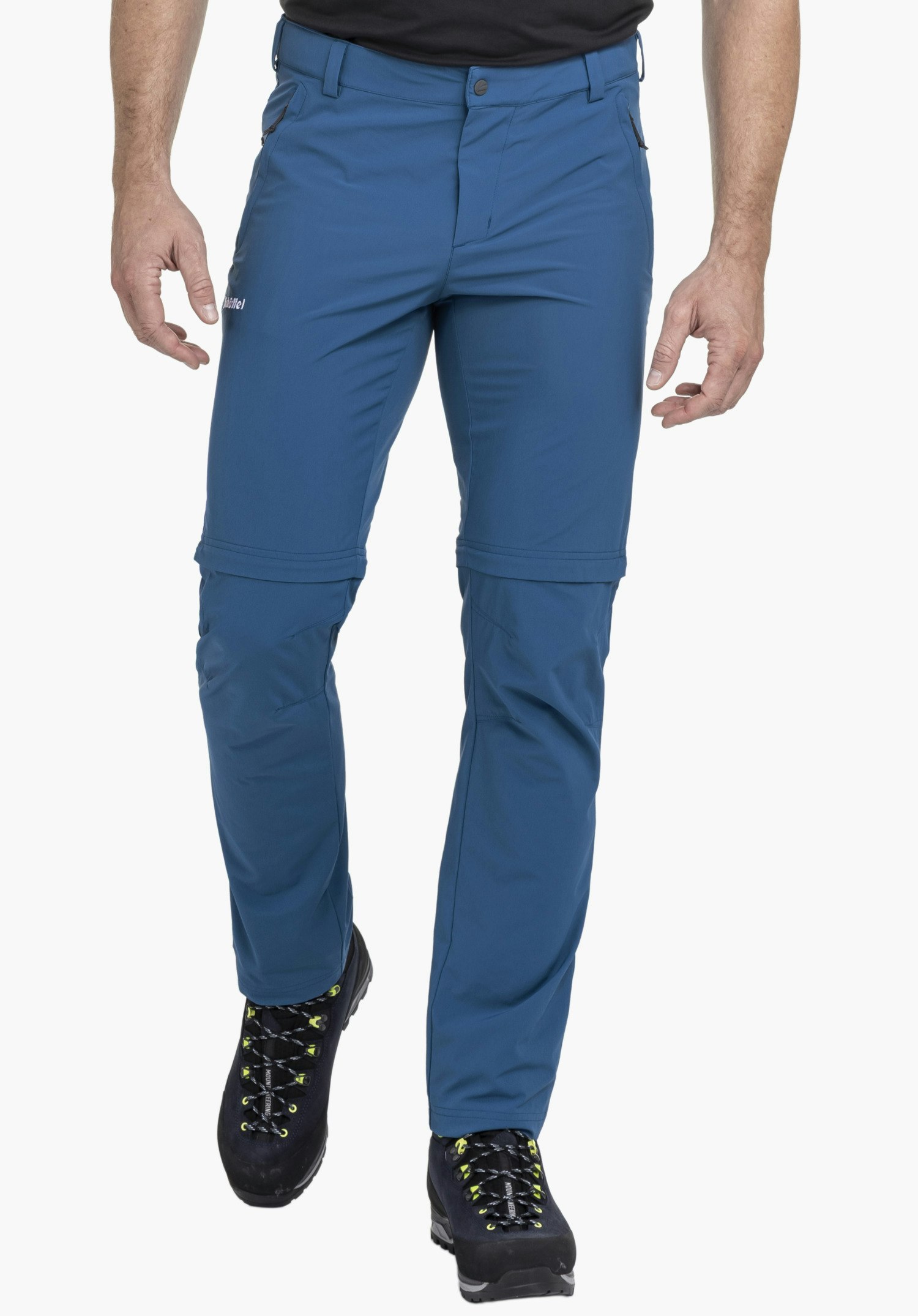 Hiking pants zip-off to Bermudas