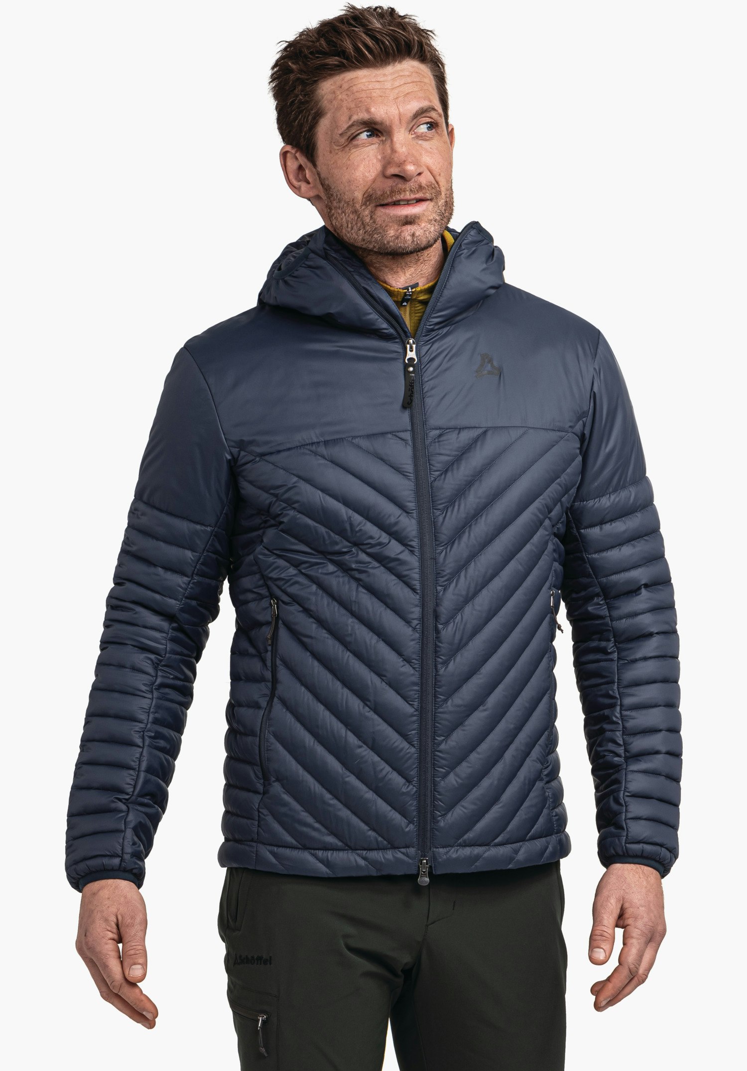 Down jacket for sporty hikes