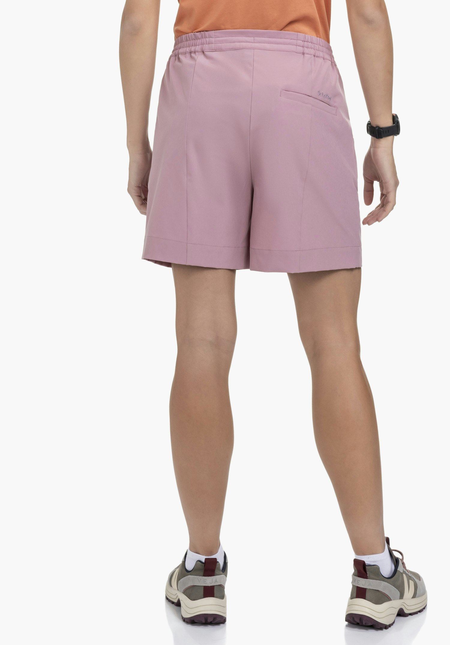 Casual pleated shorts for summer days