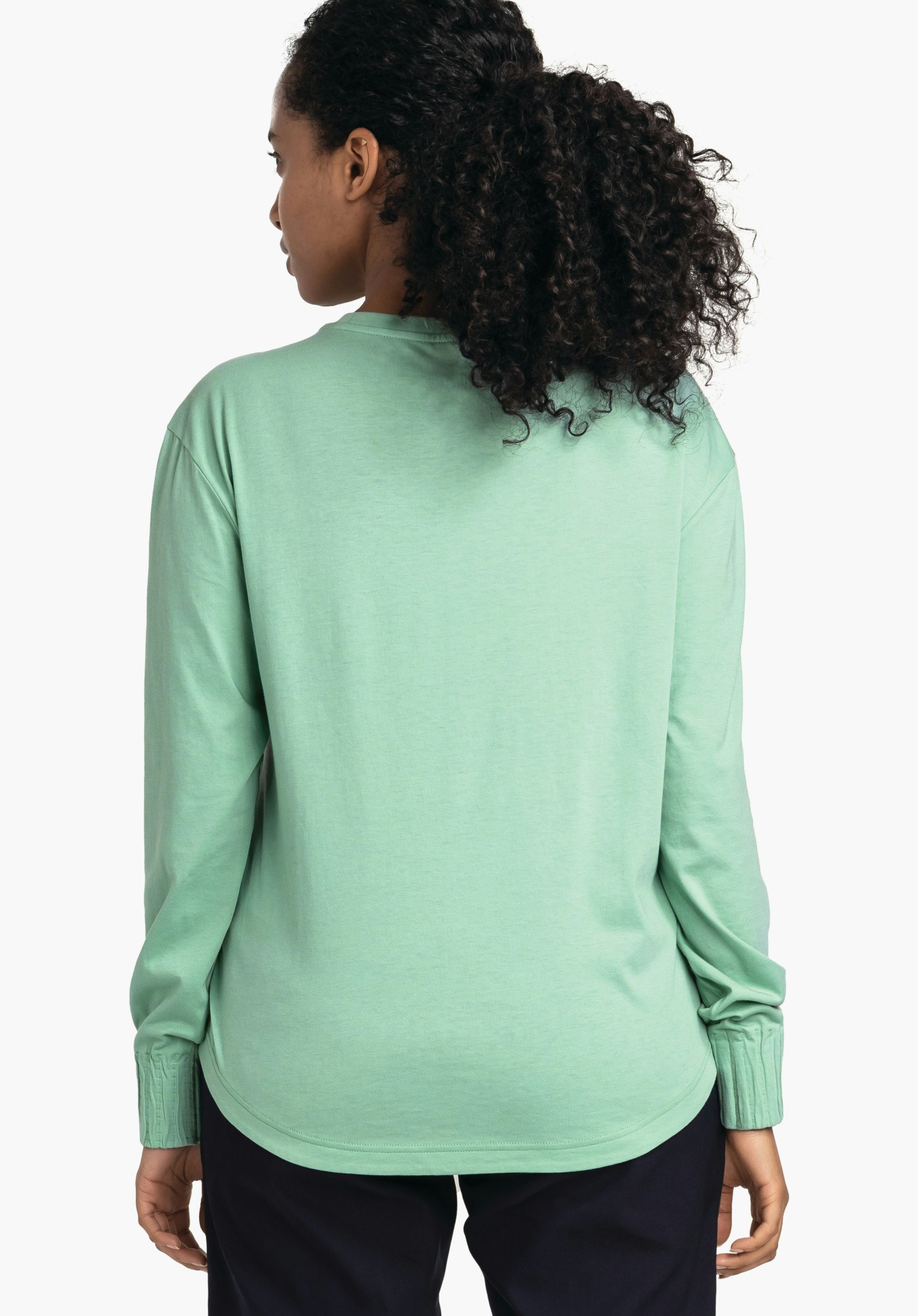 Feminine longsleeve with high wearing comfort