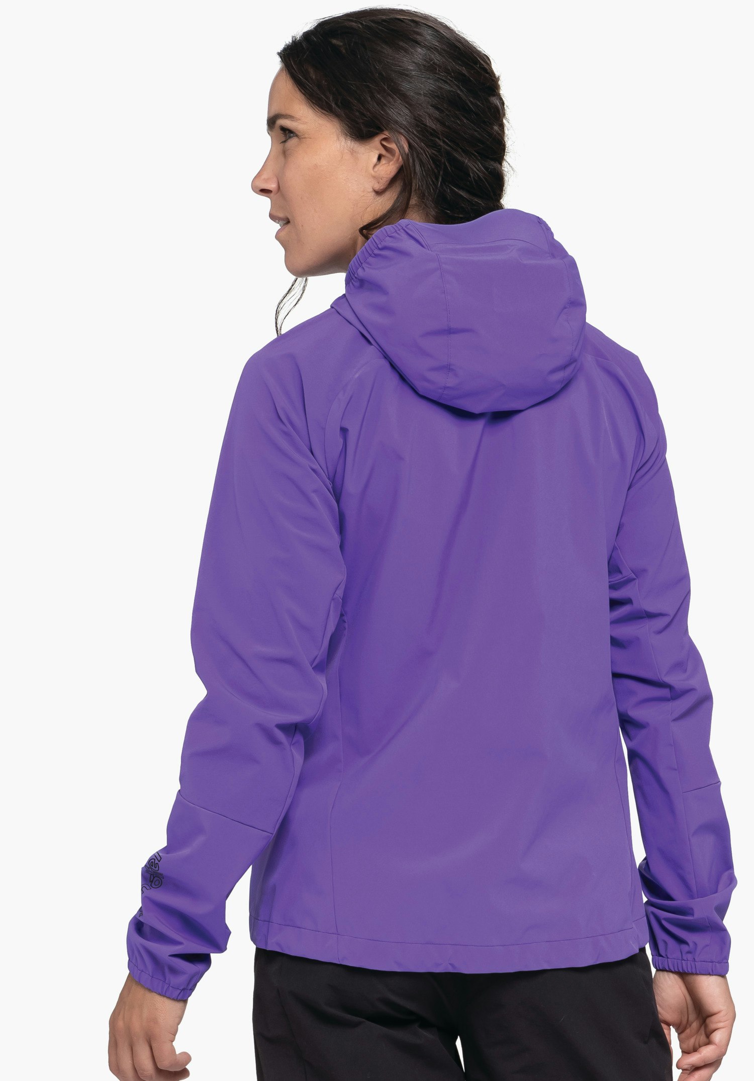 Robust wind jacket for trail riders