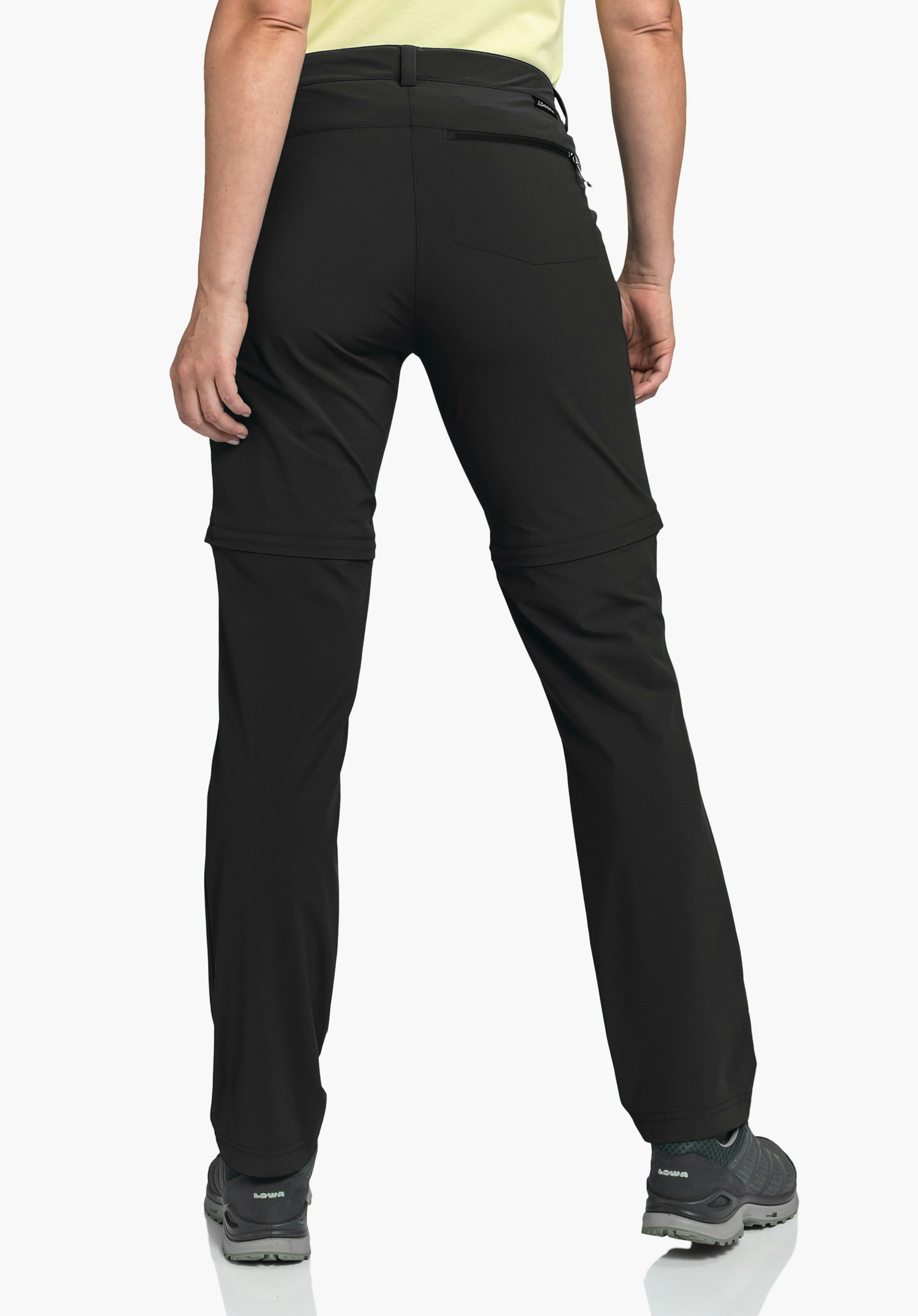 Lightweight hiking pants with zip-off function