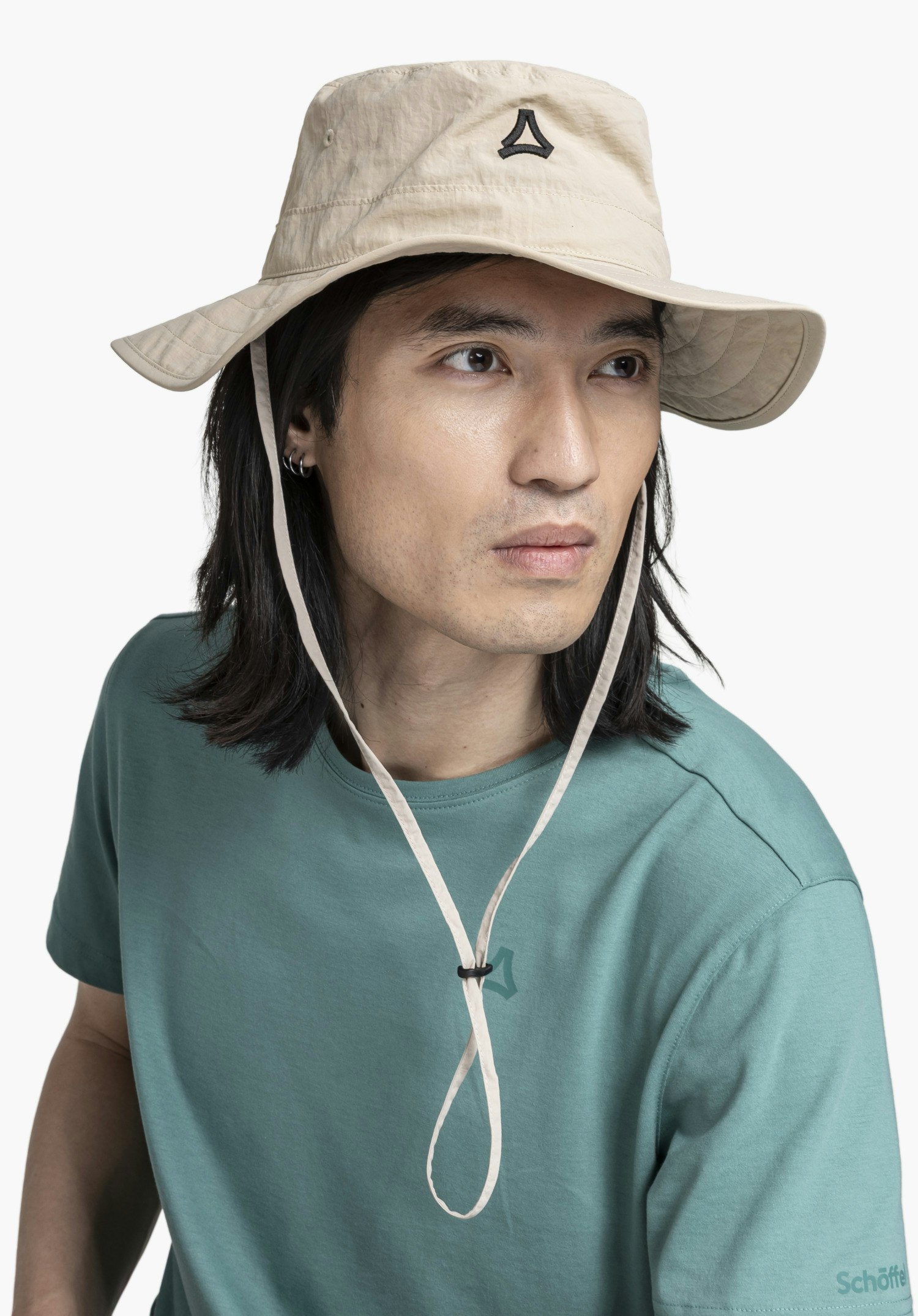 Sun hat with wide brim