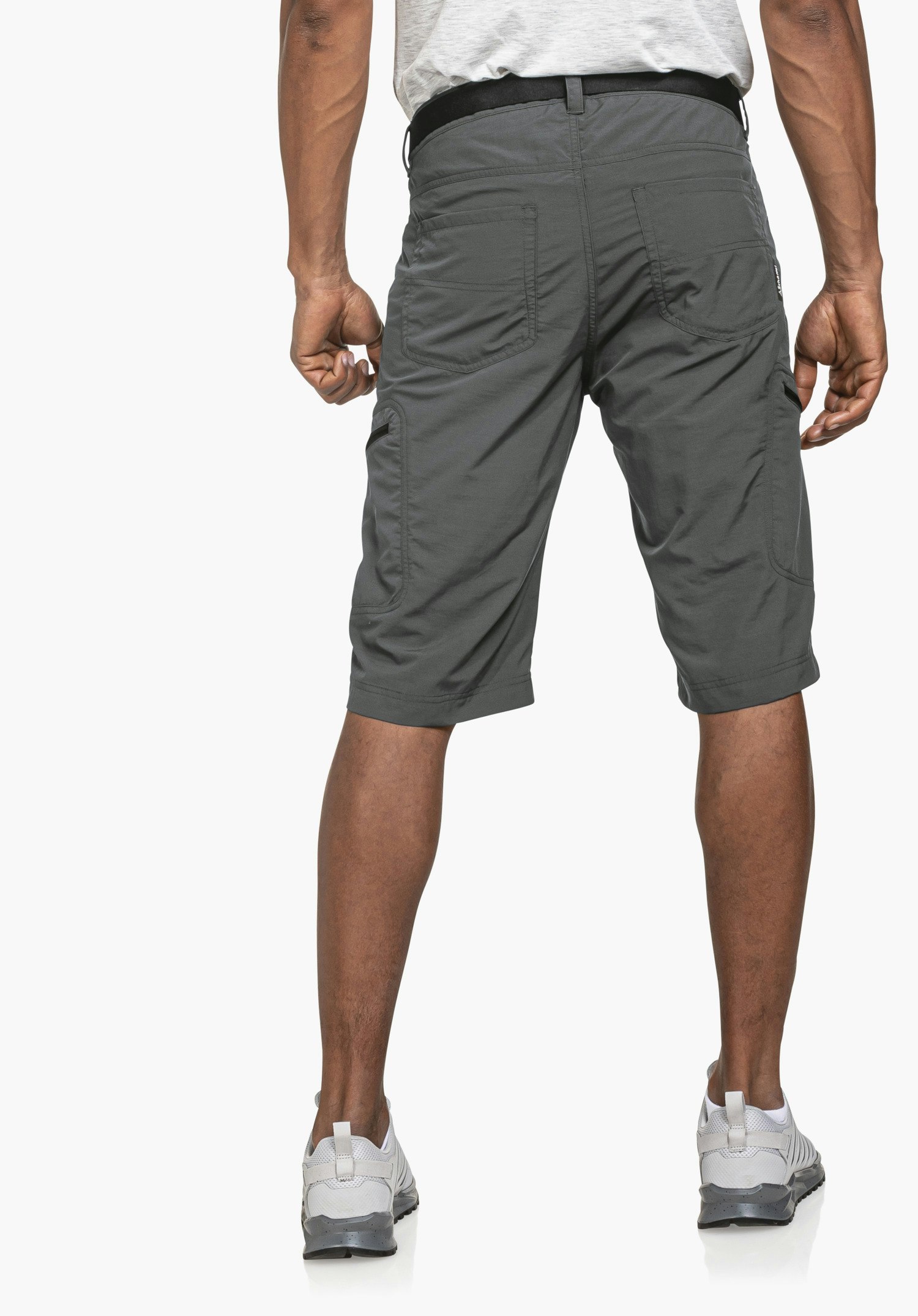 Comfortable casual shorts with pockets