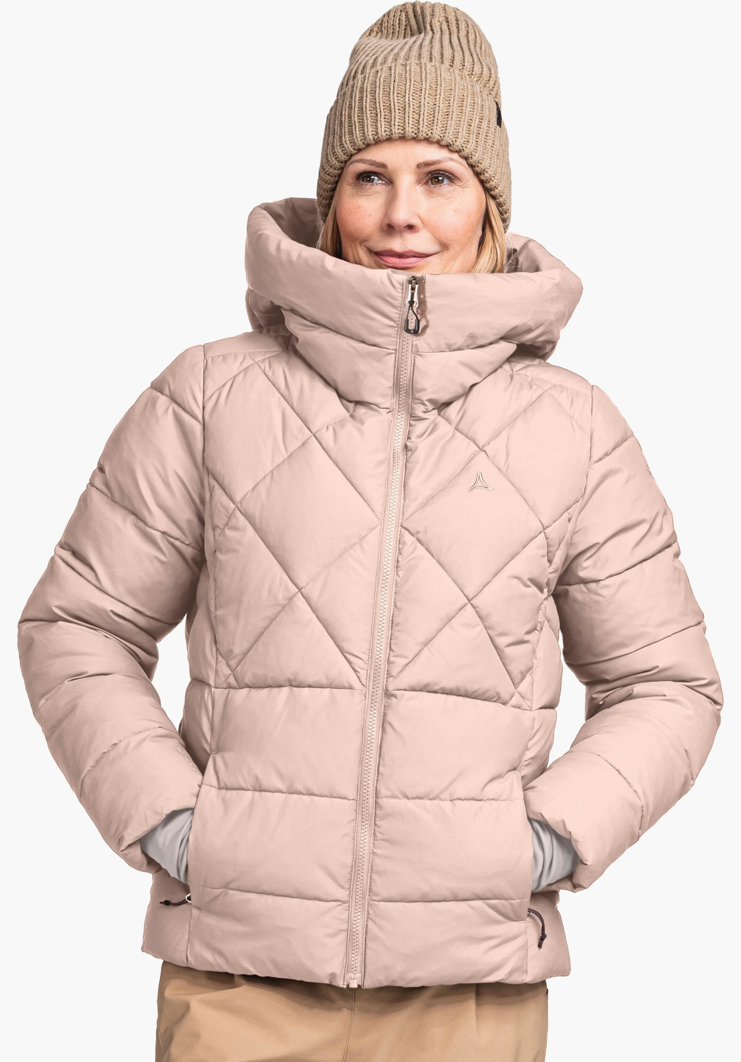 Puffer jacket with synthetic insulation