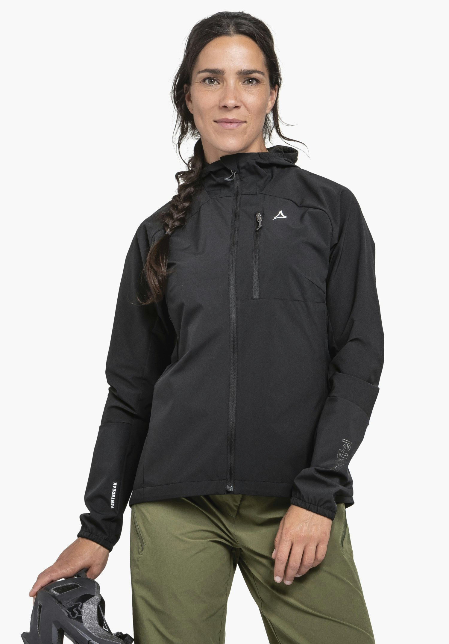 Robust wind jacket for trail riders