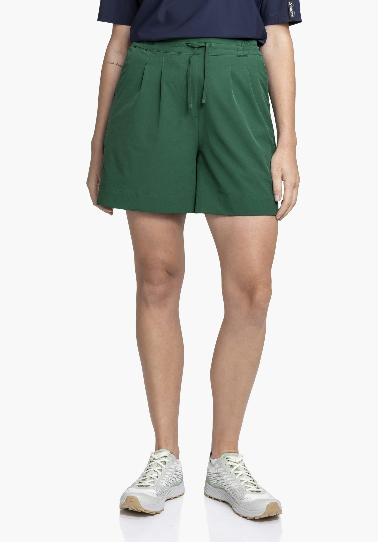 Casual pleated shorts for summer days