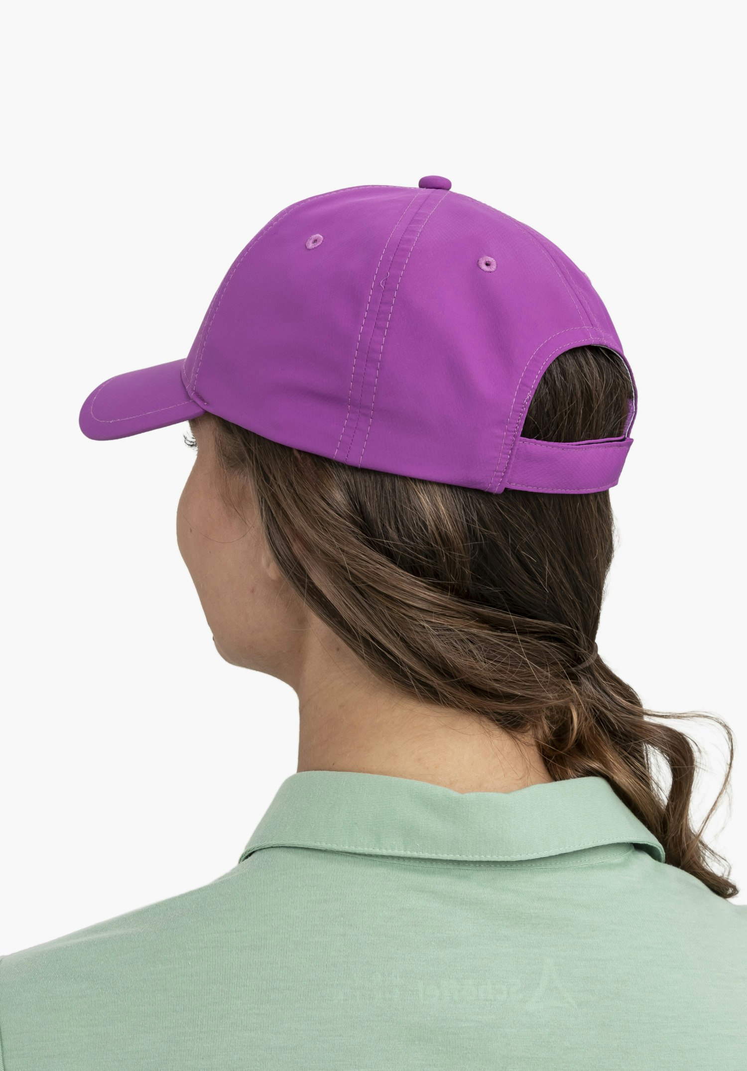 Lightweight, adjustable outdoor cap