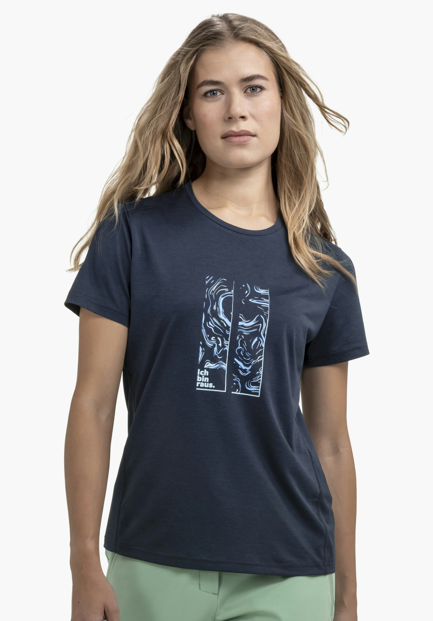Eco-friendly T-shirt for hiking
