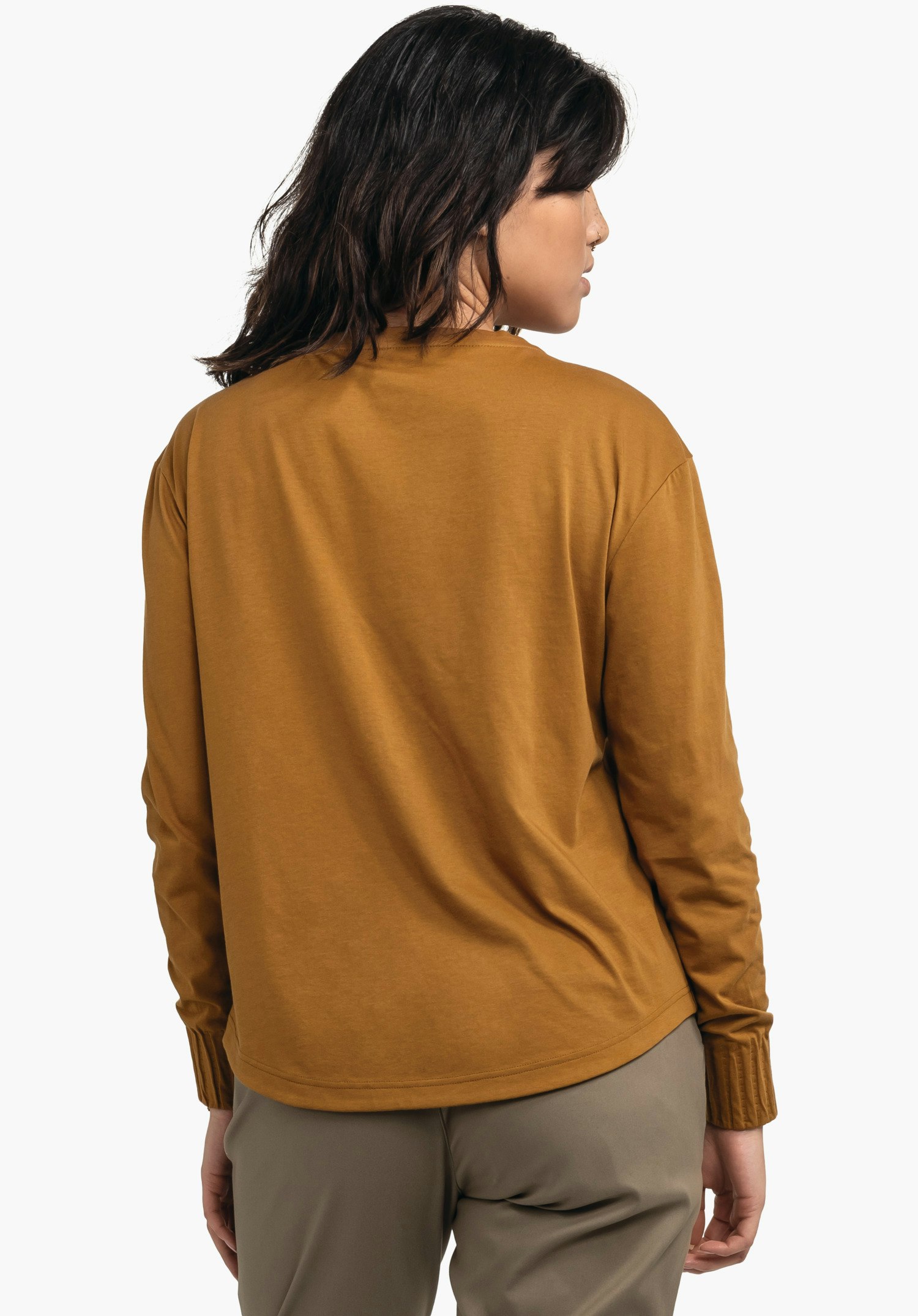Feminine longsleeve with high wearing comfort