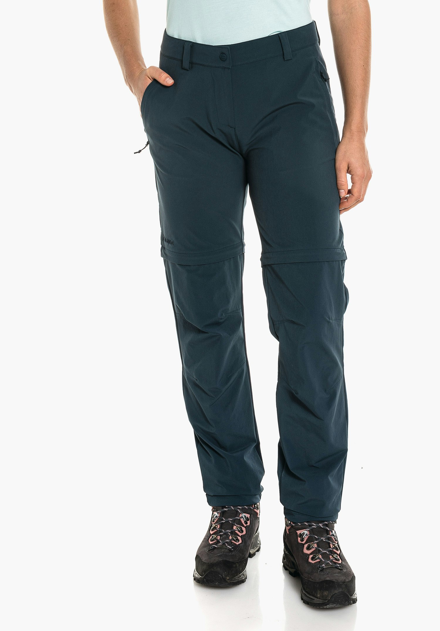 Lightweight hiking pants with zip-off function