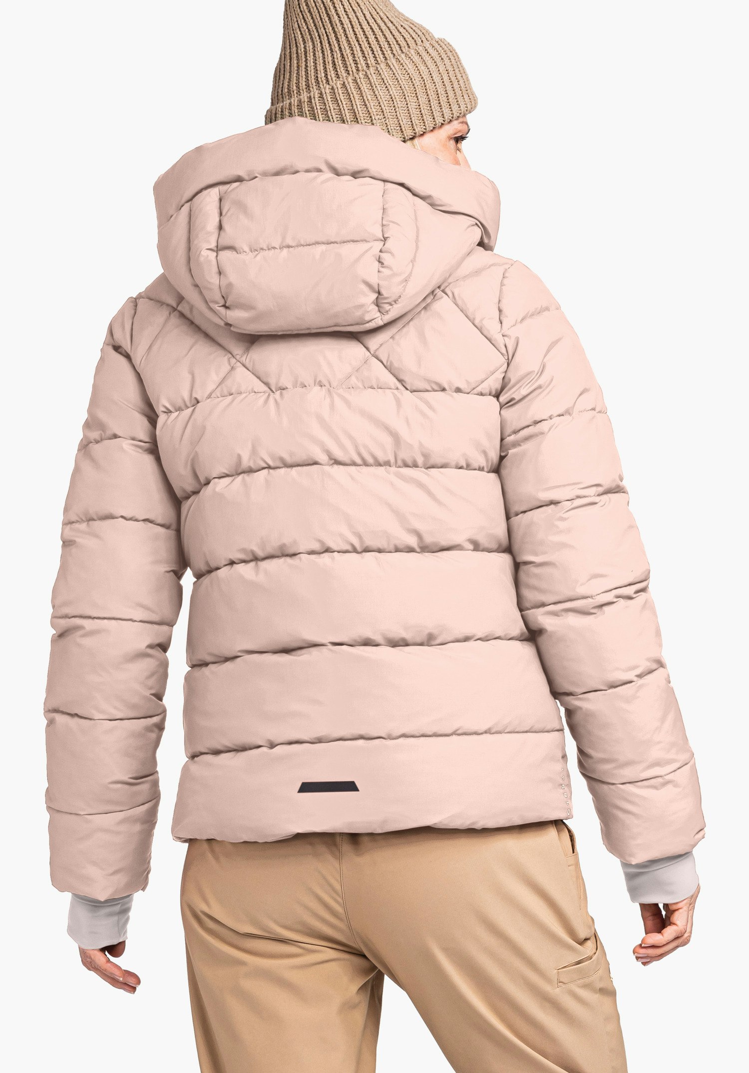 Puffer jacket with synthetic insulation