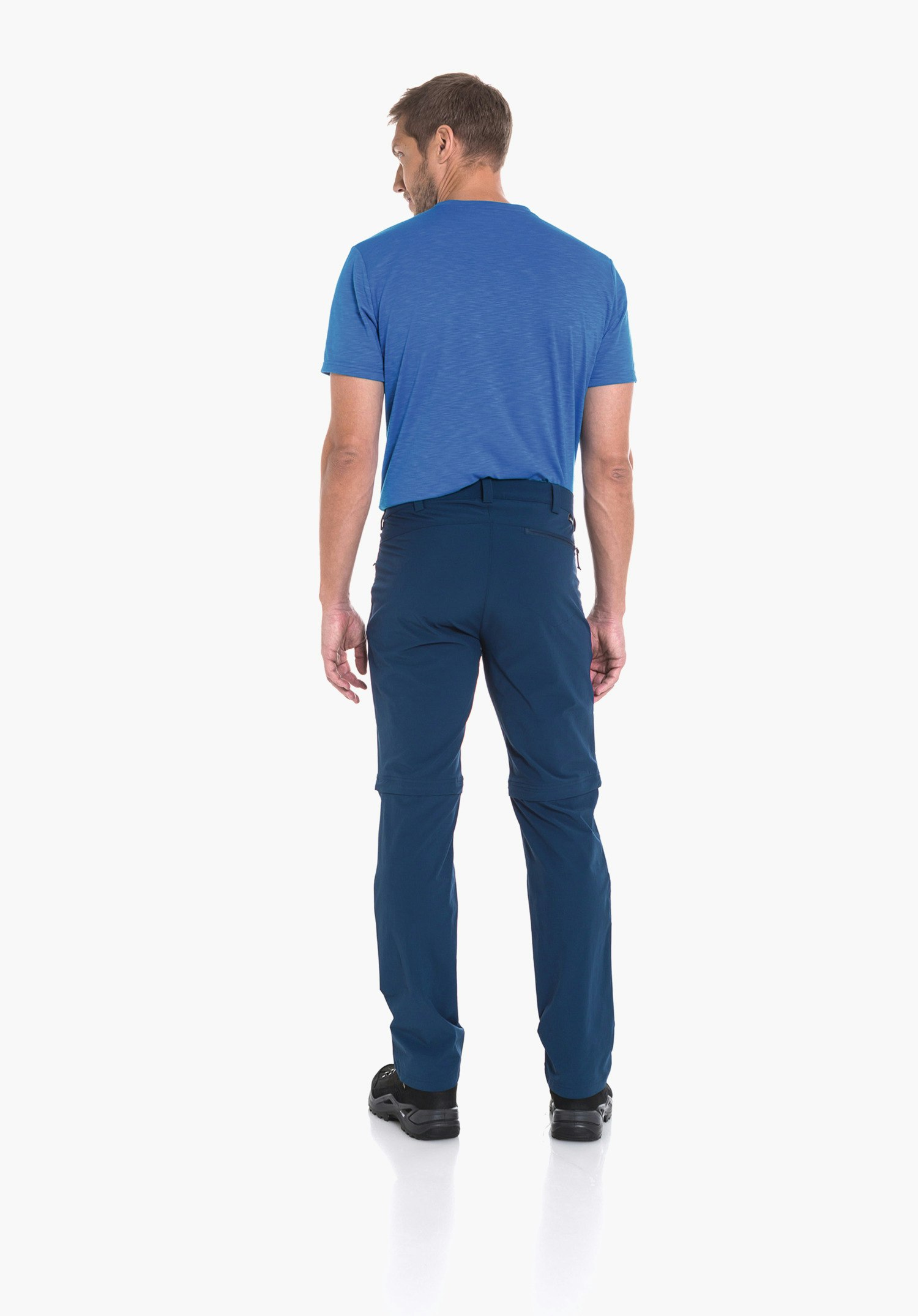 Hiking pants zip-off to Bermudas