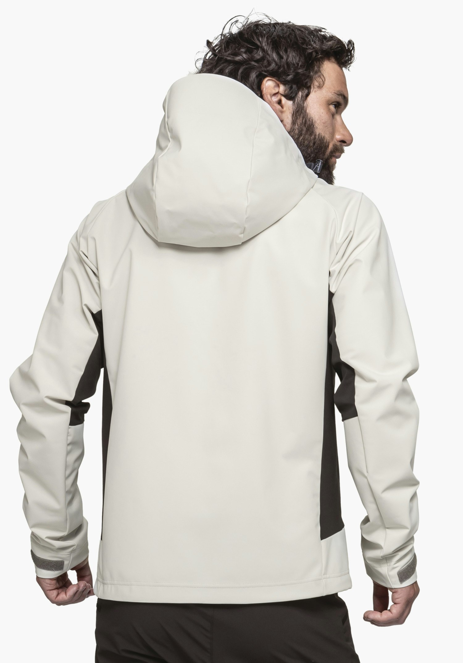 Highly breathable softshell jacket