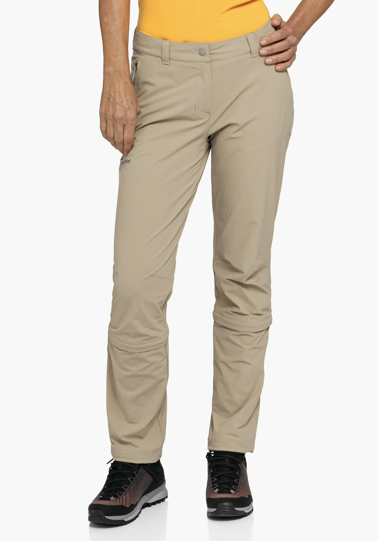 Robust hiking pants with zip-off function